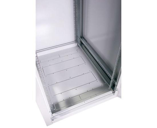  Шкаф коммутационный ЦМО ШТК-Э-24.6.6-13АА напольный 24U 600x600мм пер.дв.стекл металл серый 