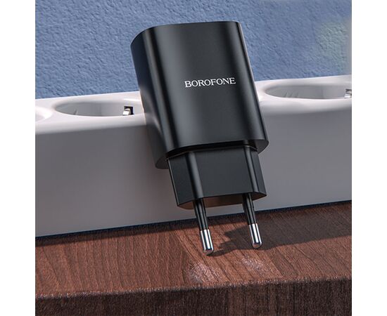  Сетевое зарядное устройство BOROFONE BN1 Innovative 1xUSB с Кабелем USB - Lightning, 2.1A, черный 