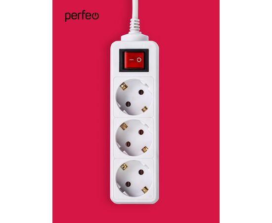 Сетевой удлинитель Perfeo  с кнопкой "POWERMATE", 1,8м, 3 розетки, белый(PF-PM-3/1,8-W) 