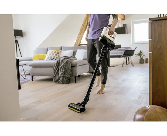  Пылесос Karcher VC 4 Cordless myHome 1.198-630.0 белый 