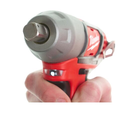  Гайковёрт импульсный Milwaukee M12 BIW12-202C (4933447133) 2АКБ+ЗУ 