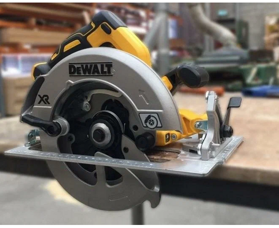  Пила циркулярная DeWALT DCS570N (DCS570N-B1) бещеточная 18 В, без АКБ и ЗУ 
