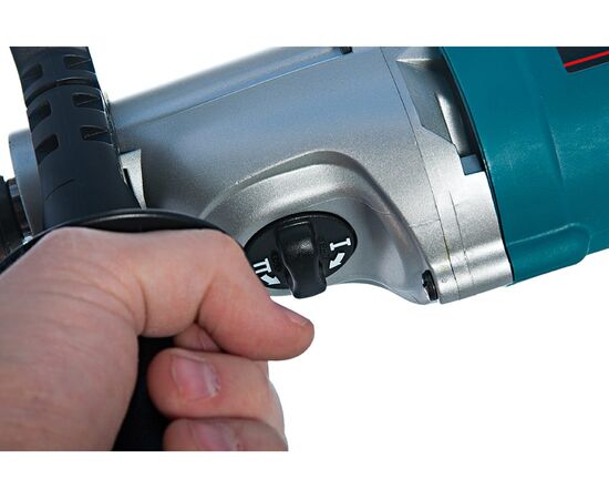  Дрель ударная Makita HP2070F кейс 