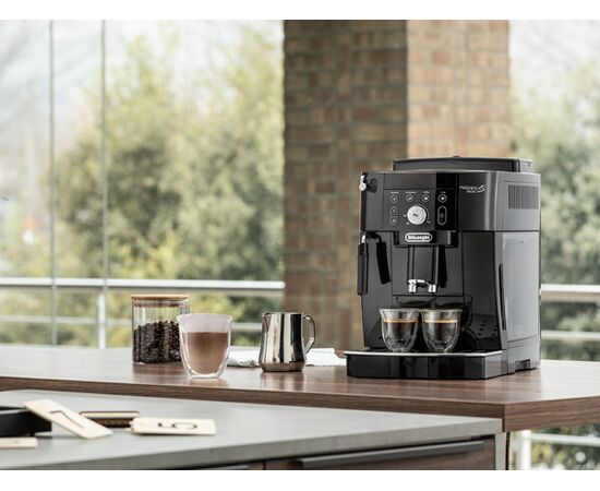  Кофемашина Delonghi ECAM 230.13.B 
